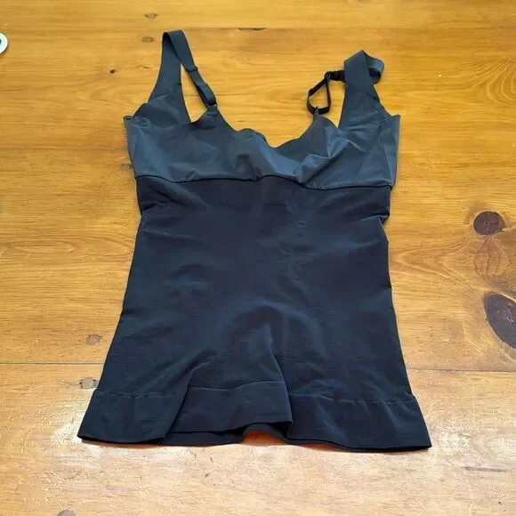 Spanx Shape-wear Tank Top - Picture 10 of 10